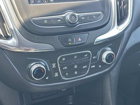 Used 2022 Chevrolet Equinox LT FWD image 29