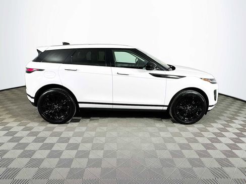 Used 2025 Land Rover Range Rover Evoque S image 4