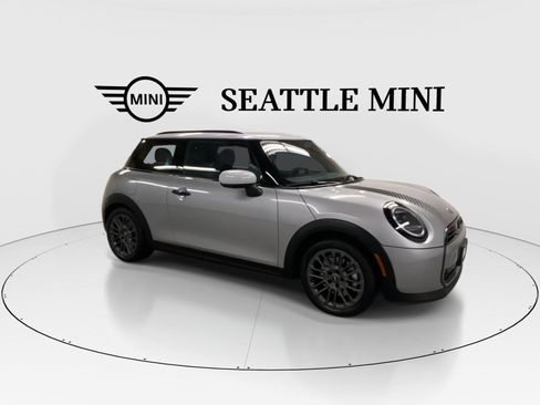 Used 2026 MINI Cooper S FWD image 2