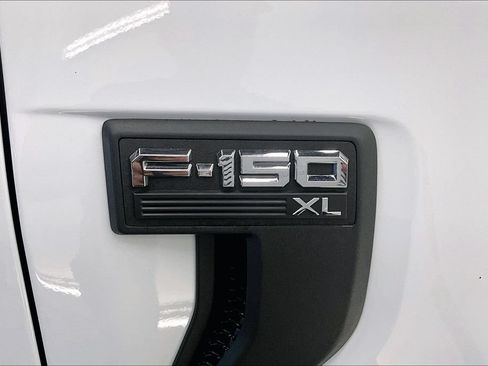Used 2023 Ford F150 XL RWD image 7