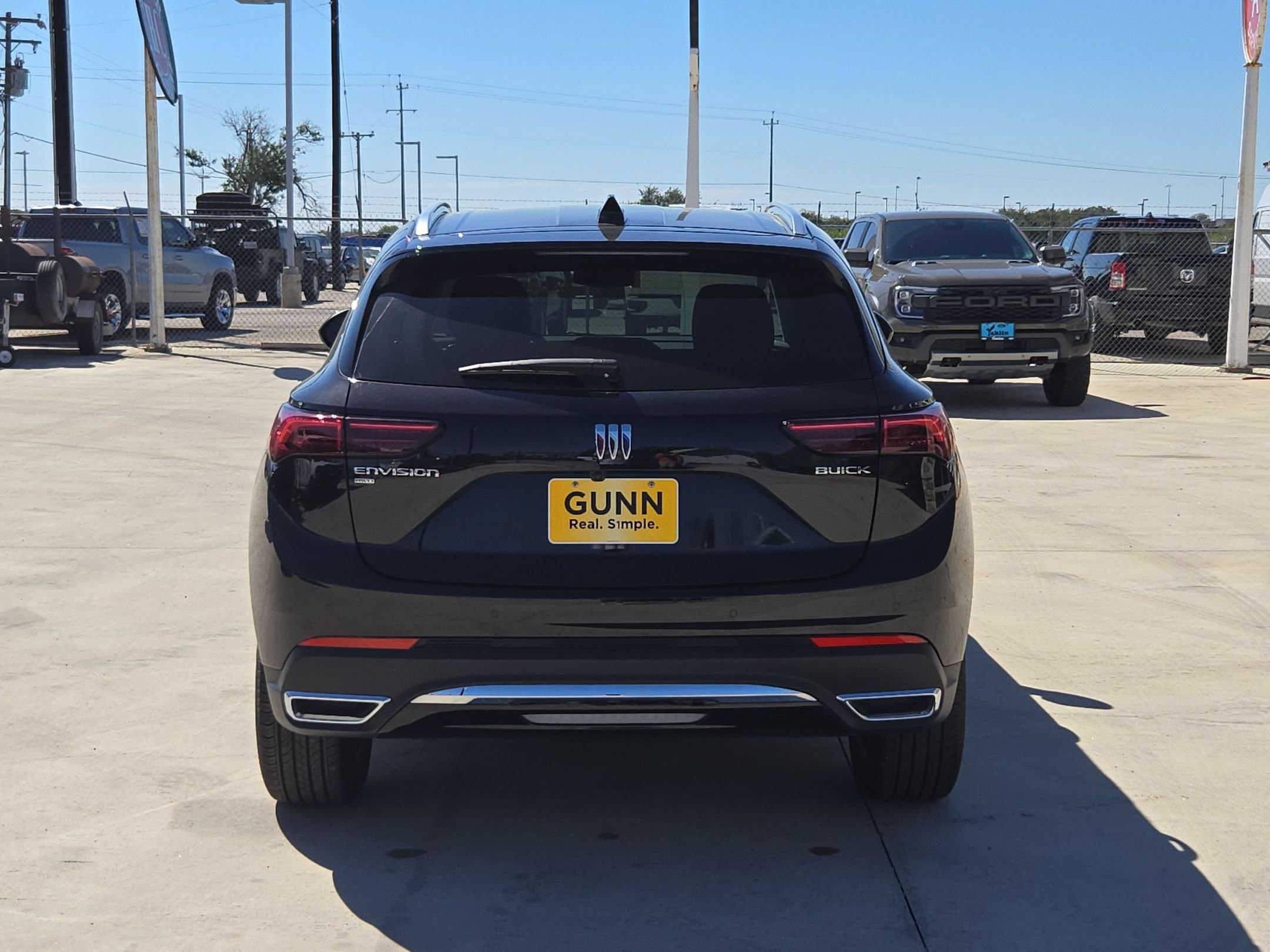 Used 2025 Buick Envision Preferred AWD/4WD image 4