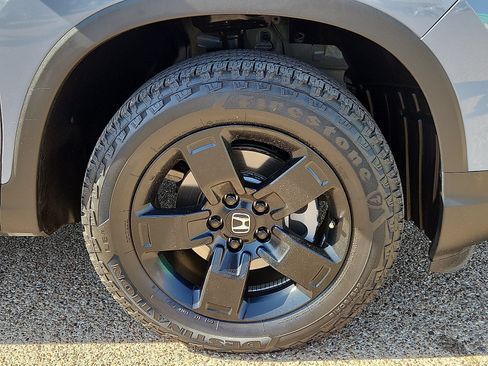 Used 2024 Honda Ridgeline Black Edition image 8