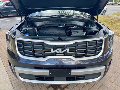 Used 2025 Kia Telluride S image 19