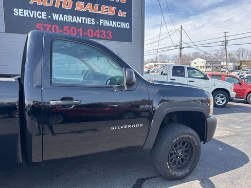 Used 2013 Chevrolet Silverado 1500 W/T image 11