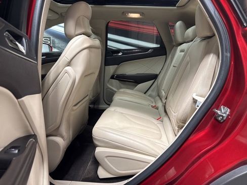 Used 2017 Lincoln MKC Reserve w/ Lincoln MKC Climate Package image 16