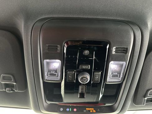 New 2026 GMC Yukon XL Elevation AWD/4WD image 26