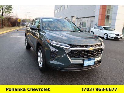 Used 2025 Chevrolet Trax LS w/ LS Convenience Package
