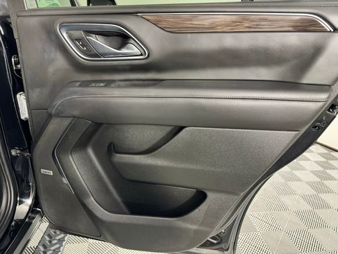 Used 2021 Chevrolet Tahoe Z71 image 26