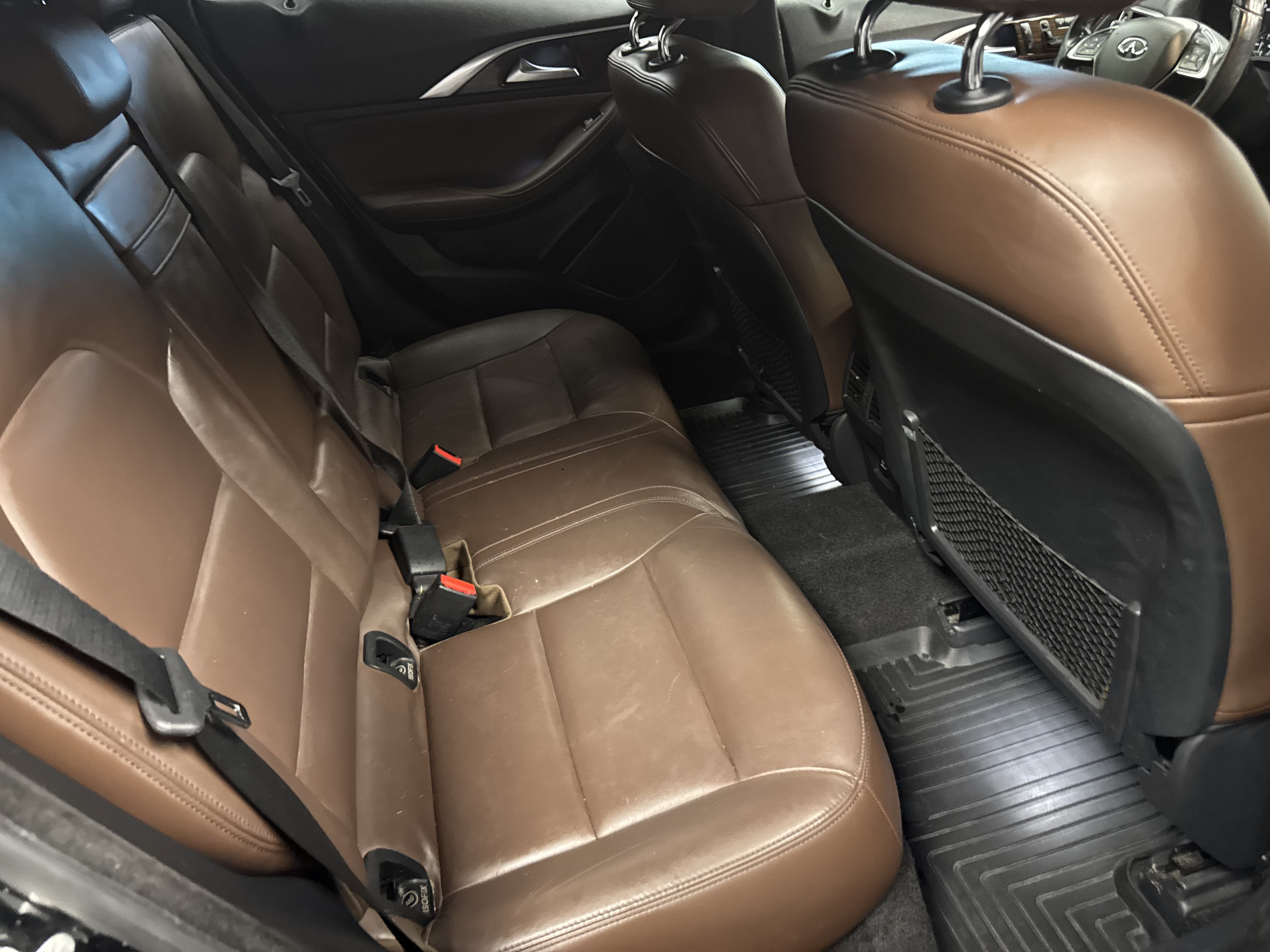 Used 2017 INFINITI QX30 Premium w/ Technology Package AWD/4WD image 15
