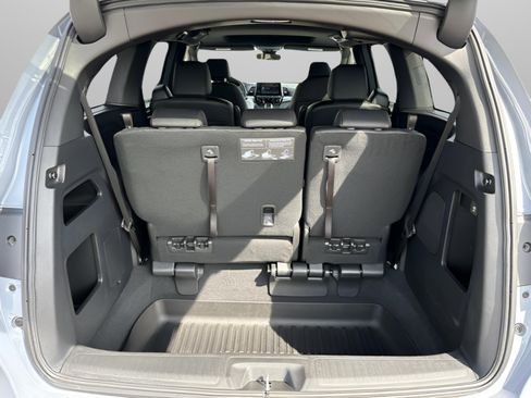 Used 2024 Honda Odyssey Sport image 9