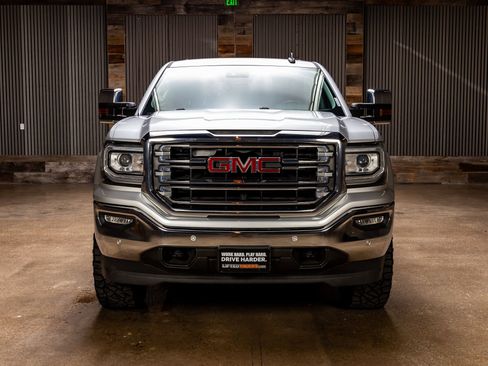 Used 2017 GMC Sierra 1500 SLT w/ Enhanced Driver Alert Package image 2