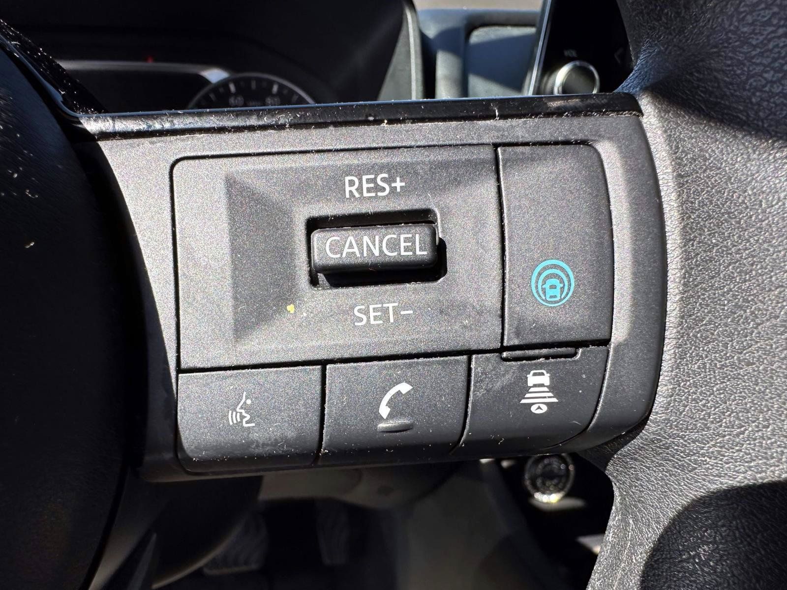 Certified 2021 Nissan Rogue SV AWD/4WD image 30