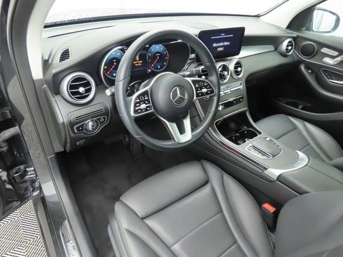Certified 2022 Mercedes-Benz GLC 300 image 9