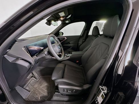 Used 2025 BMW X3 xDrive30i w/ Premium Package image 13