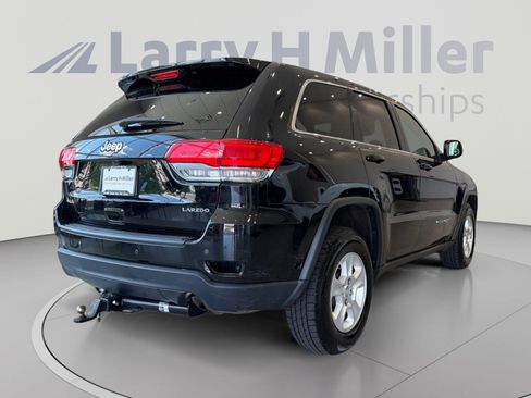 Used 2017 Jeep Grand Cherokee Laredo AWD/4WD image 5