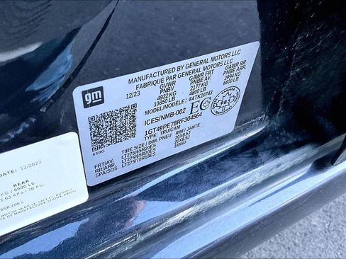 Used 2024 GMC Sierra 2500 AT4 w/ AT4 Preferred Package image 36