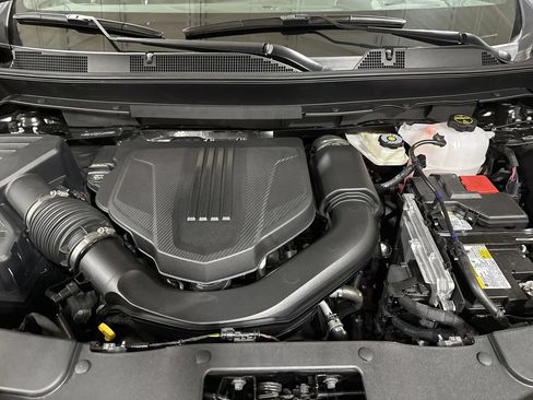 New 2026 Chevrolet Traverse RS w/ LPO, Floor Liner Package AWD/4WD image 27