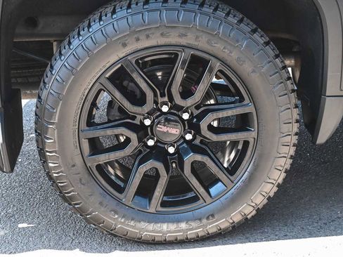 Used 2024 GMC Sierra 1500 Elevation AWD/4WD image 7