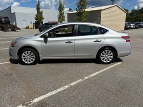 Used 2013 Nissan Sentra SV w/ Driver Pkg FWD image 6