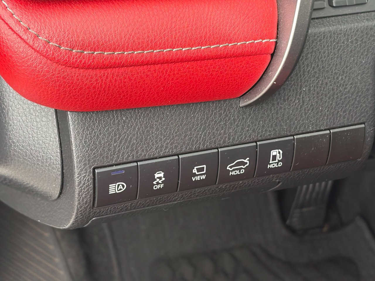 Used 2022 Toyota Camry XSE w/ Navigation Package FWD image 7