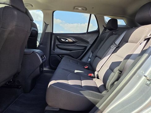 Used 2024 GMC Terrain SLE AWD/4WD image 27