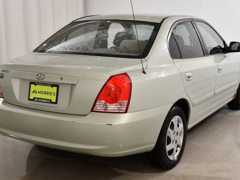 Used 2004 Hyundai Elantra GLS image 12