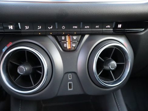 Used 2022 Chevrolet Blazer LT w/ LPO, Floor Liner Package image 22