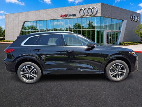 Used 2025 Audi Q5 Premium w/ Convenience Package AWD/4WD image 7