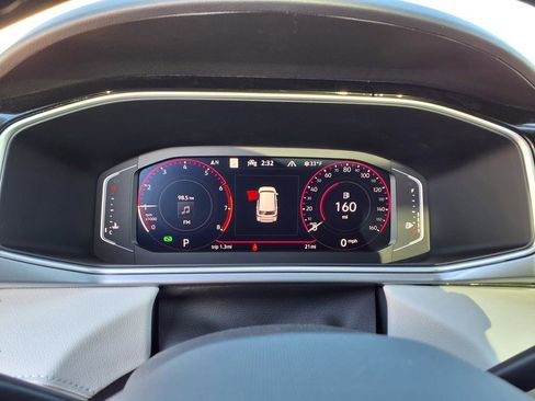 New 2025 Volkswagen Taos SEL image 37