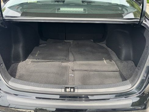 Used 2023 Toyota Corolla SE w/ Carpet Mat Package (TMS) FWD image 16