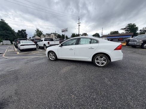 Used 2015 Volvo S60 T5 Premier FWD image 38