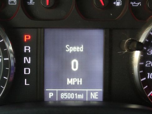 Used 2019 Chevrolet Silverado 1500 W/T AWD/4WD image 14