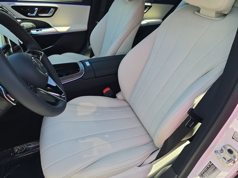 New 2026 Mercedes-Benz E 350 4MATIC Sedan image 15