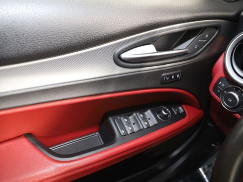 Used 2020 Alfa Romeo Stelvio Ti Sport w/ Quick Order Package 22S Sport image 33