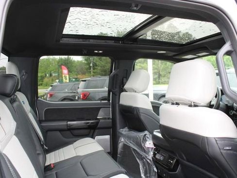 New 2023 Ford F150 Lightning Platinum image 4