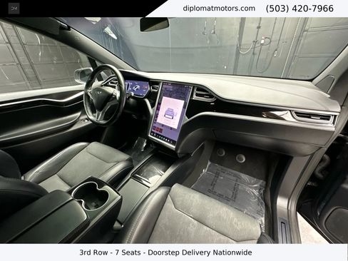 Used 2018 Tesla Model X 100D image 19