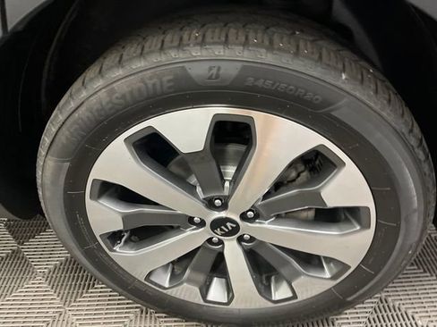 Used 2021 Kia Telluride S AWD/4WD image 25