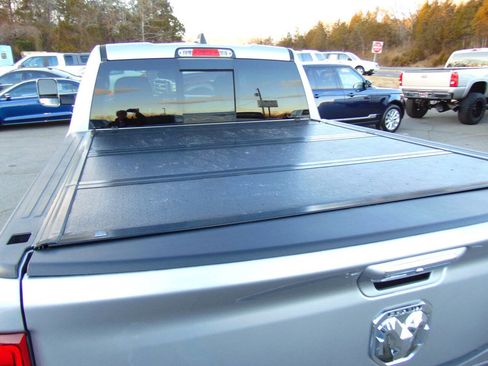 Used 2019 RAM 1500 Limited w/ Advanced Safety Group image 25