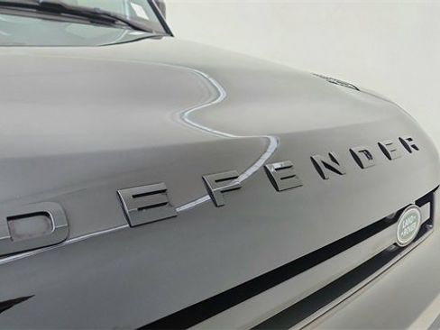 Used 2025 Land Rover Defender 110 X image 15