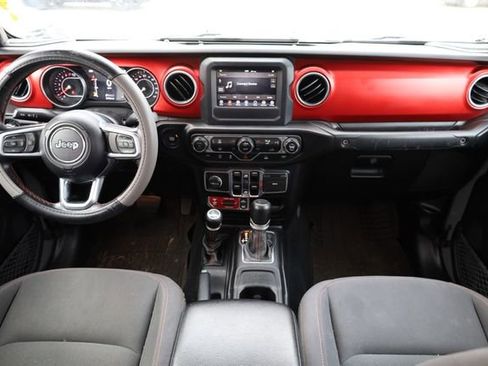 Used 2020 Jeep Gladiator Rubicon image 16