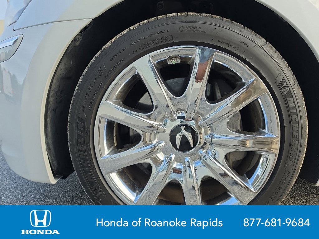 Used 2012 Hyundai Equus Signature RWD image 9