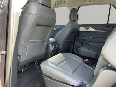 New 2026 Ford Explorer Active w/ Active Comfort Package image 17