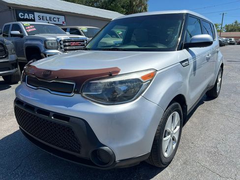 Used 2015 Kia Soul image 2