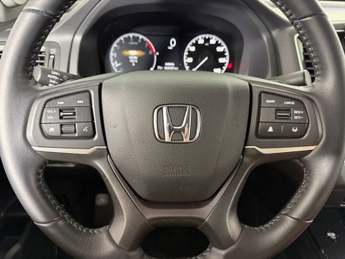 Certified 2025 Honda Ridgeline Sport image 13