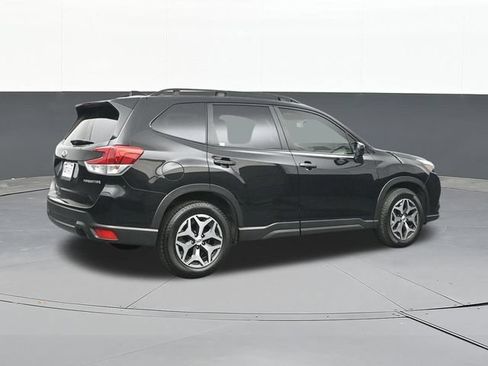 Used 2023 Subaru Forester Premium AWD/4WD image 15