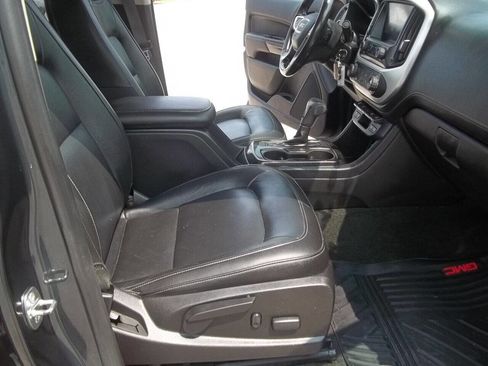 Used 2017 GMC Canyon SLT w/ Driver Alert Package image 7