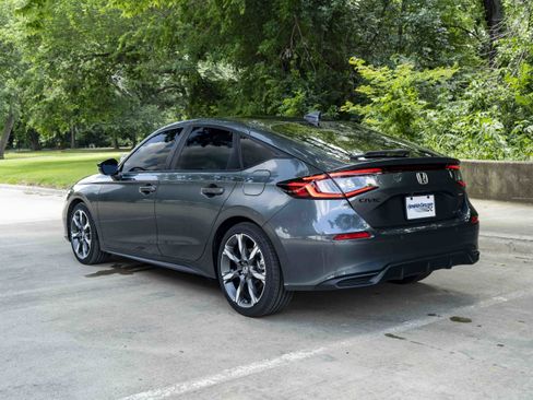 Used 2026 Honda Civic Sport Touring image 7