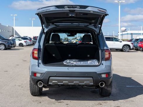 Used 2024 Honda Passport TrailSport image 17