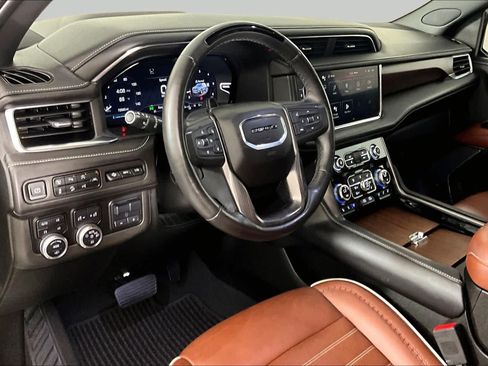 Certified 2023 GMC Yukon Denali Ultimate AWD/4WD image 17