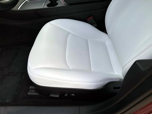 Used 2022 Tesla Model 3 Standard Range RWD image 23
